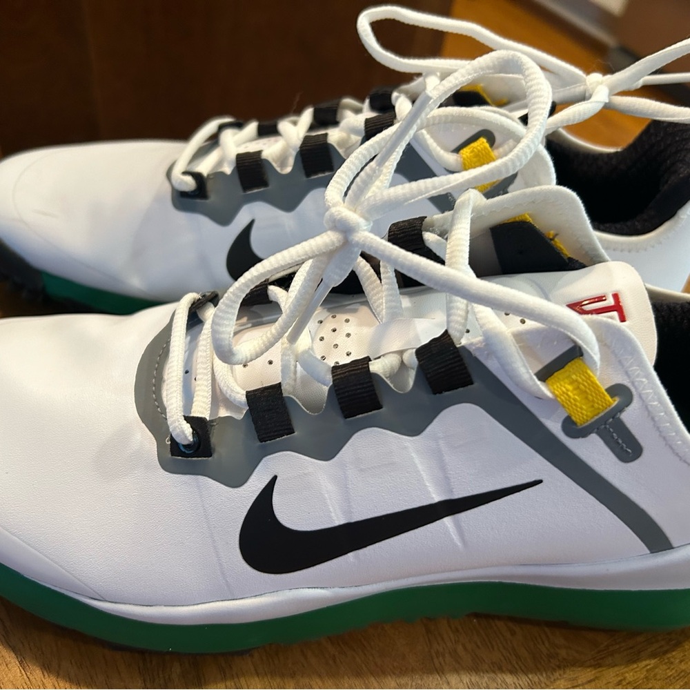 Nike Tiger Woods Golf Shoe